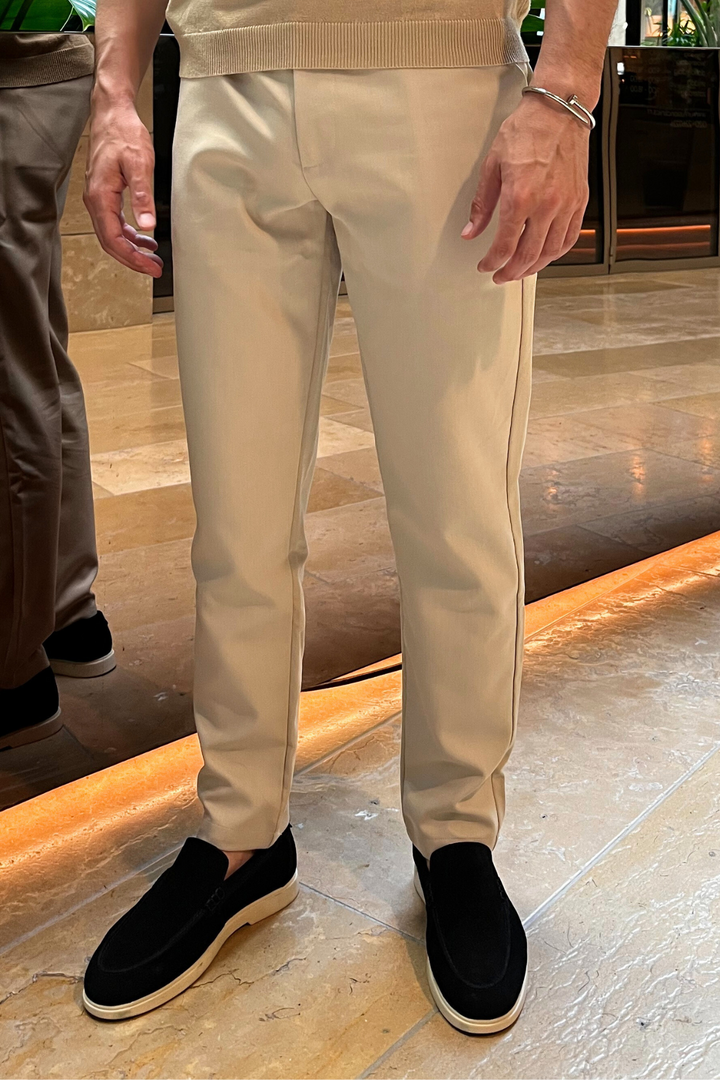 Plain Milan Chino - Beige (valt klein)